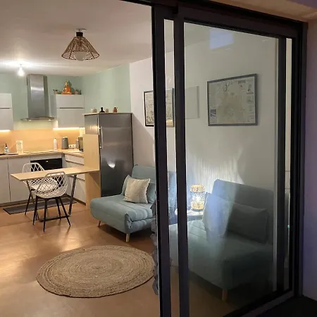 Apartment T2 Cosy Terrasse 13m2 Parking Gratuit *