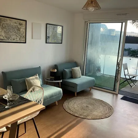 T2 Cosy Terrasse 13m2 Parking Gratuit Apartment